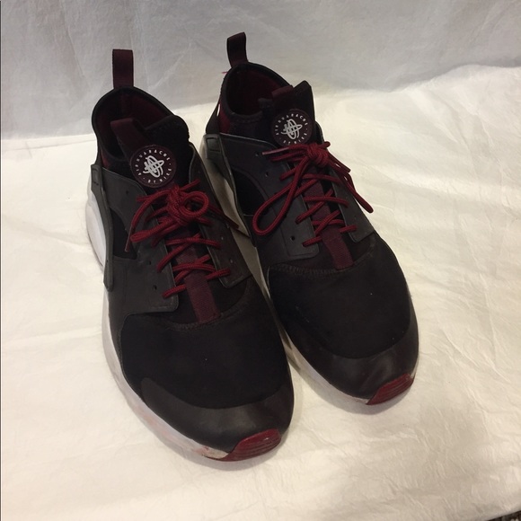 Nike Other - Nike Air Huarache "Burgundy" Men's Sz 11.5